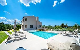 Villa Florentina ✩ Private Pool ✩ Bbq ✩ 7 Guests